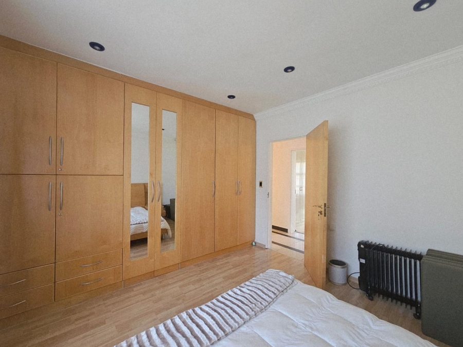 4 Bedroom Property for Sale in Ladybrand Free State